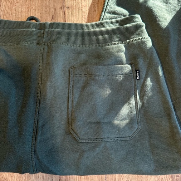 Hurley men’s joggerss olive green NWT - Picture 9 of 9